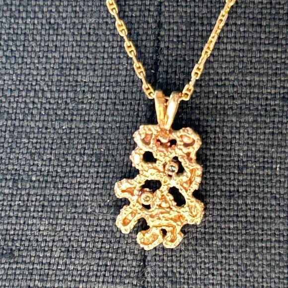 14K Gold Two Diamond Channel Set And Nugget Design Rectangular Pendant Unisex - Picture 4 of 11